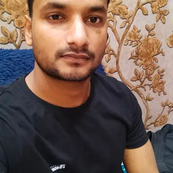 Gaurav Yadav  Tutor From Madion Lucknow